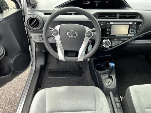 2016 Toyota Prius c Four