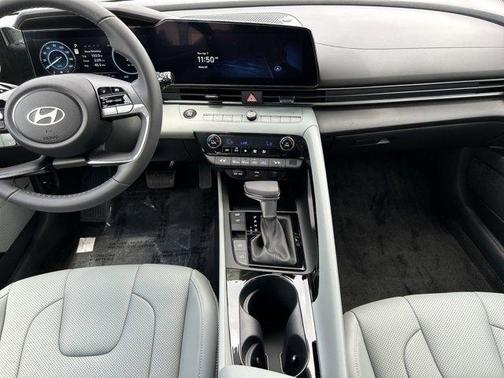 2025 Hyundai ELANTRA HEV Limited