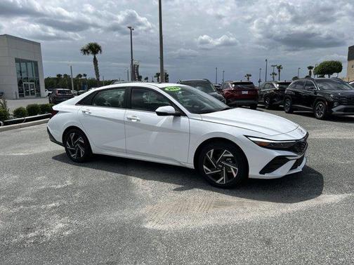 2025 Hyundai ELANTRA HEV Limited