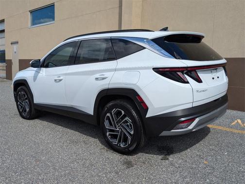 2025 Hyundai TUCSON Hybrid Limited