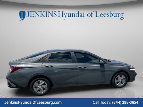 Gray 2026 Hyundai ELANTRA SE