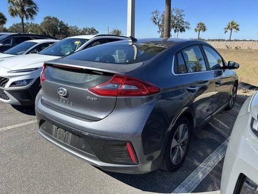 2019 Hyundai IONIQ Plug-In Hybrid Limited