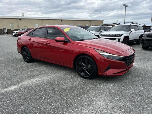 2021 Hyundai ELANTRA SEL