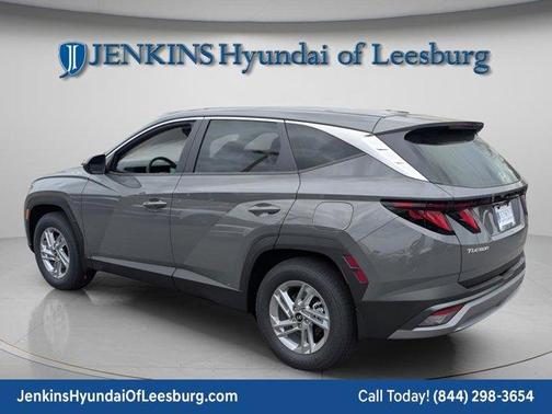 Hampton Gray 2026 Hyundai TUCSON SE