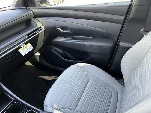 2025 Hyundai SANTA CRUZ SE