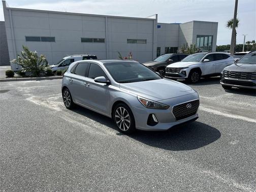 2020 Hyundai Elantra GT Base