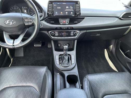 2020 Hyundai Elantra GT Base