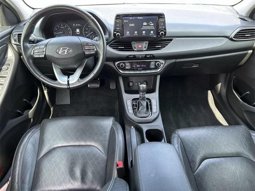 2020 Hyundai Elantra GT Base