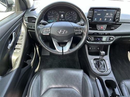 2020 Hyundai Elantra GT Base