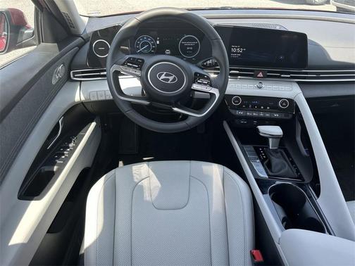 2025 Hyundai ELANTRA HEV Limited
