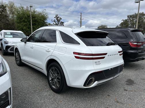 2025 Genesis GV70 2.5T