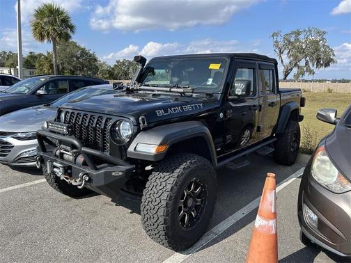 2020 Jeep Gladiator Sport