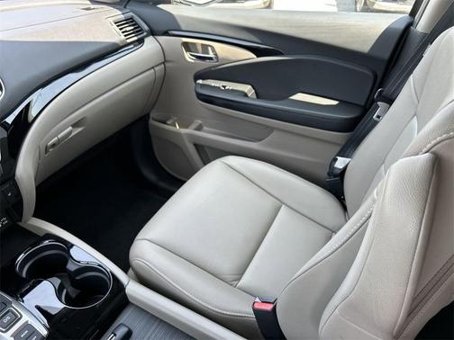 2022 Honda Pilot Touring 7-Passenger