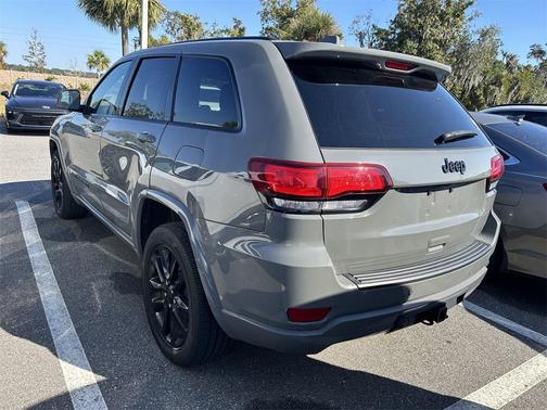 2022 Jeep Grand Cherokee WK Laredo