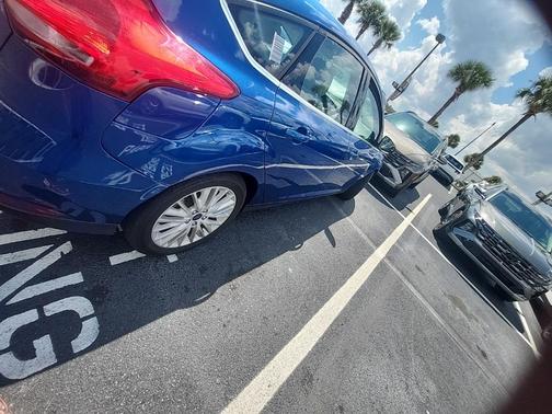 2018 Ford Focus Titanium