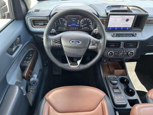 2022 Ford Maverick Lariat