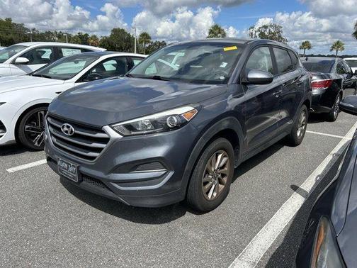 2018 Hyundai TUCSON SE