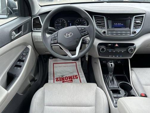 2018 Hyundai TUCSON SE