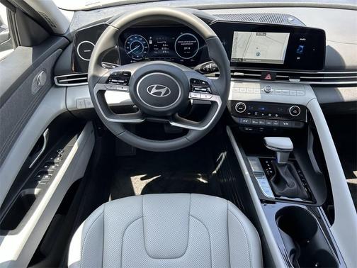2025 Hyundai ELANTRA HEV Limited
