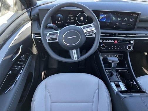 2025 Hyundai SANTA CRUZ SEL Activity