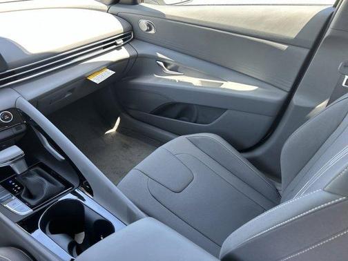 2025 Hyundai ELANTRA HEV Blue