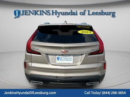 2024 Cadillac XT4 Premium Luxury