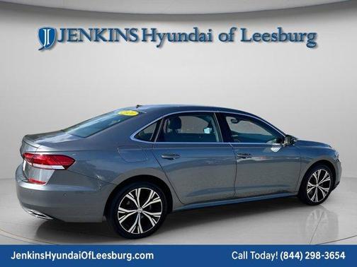 2020 Volkswagen Passat 2.0T SEL
