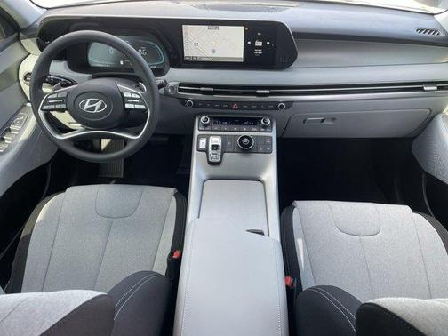 2025 Hyundai PALISADE SE