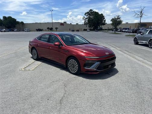 2025 Hyundai SONATA Hybrid Limited