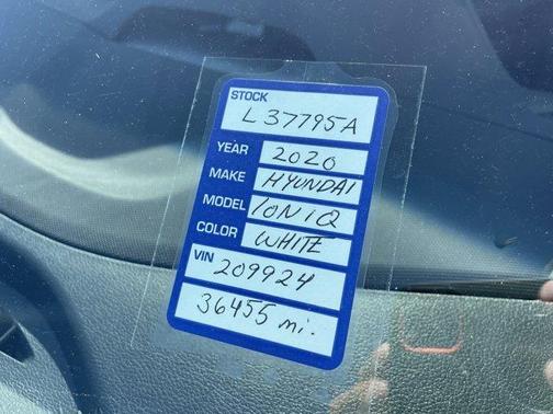 2020 Hyundai IONIQ Hybrid SEL