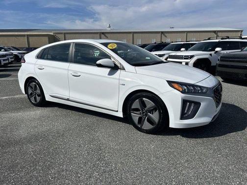 2020 Hyundai IONIQ Hybrid SEL