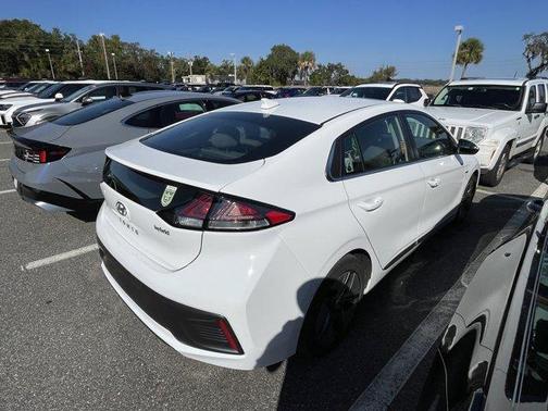 2020 Hyundai IONIQ Hybrid SEL