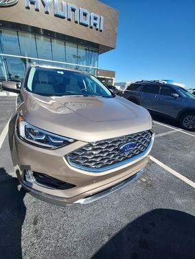 2021 Ford Edge Titanium