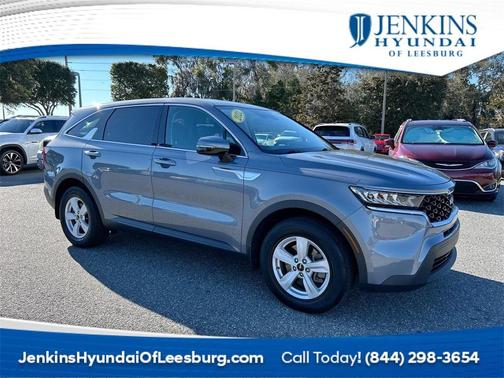 2022 Kia Sorento LX
