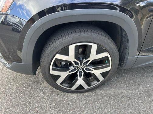 2022 Volkswagen Taos 1.5T SEL