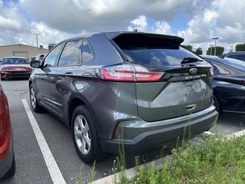 2021 Ford Edge SE