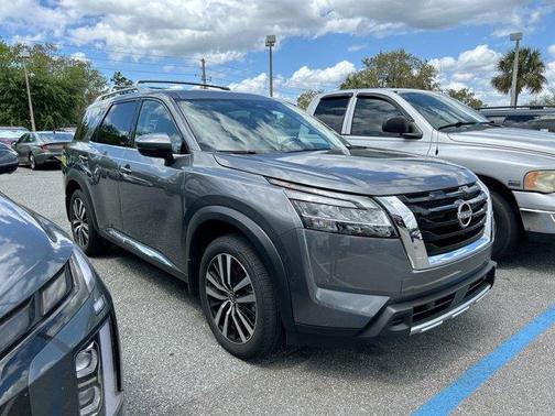 Gun Metallic 2024 Nissan Pathfinder Platinum