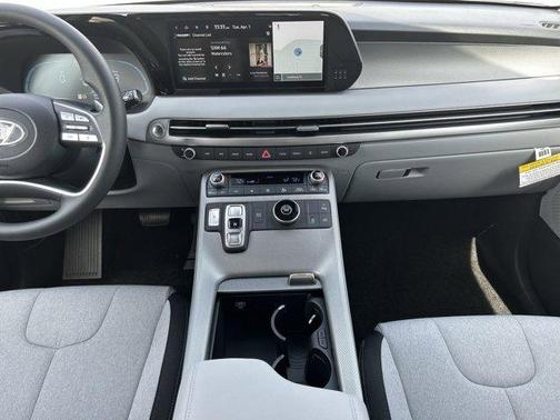 2025 Hyundai PALISADE SE