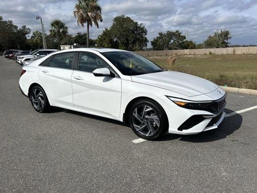 2026 Hyundai ELANTRA Limited