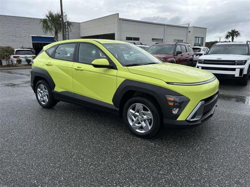 2026 Hyundai KONA SE