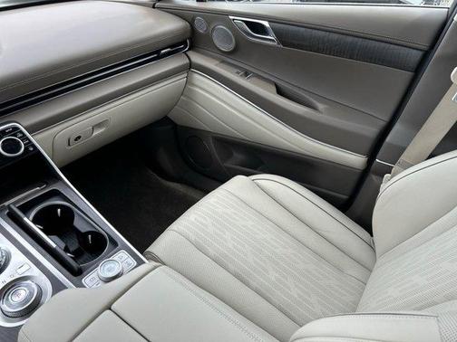 2023 Genesis GV80 2.5T