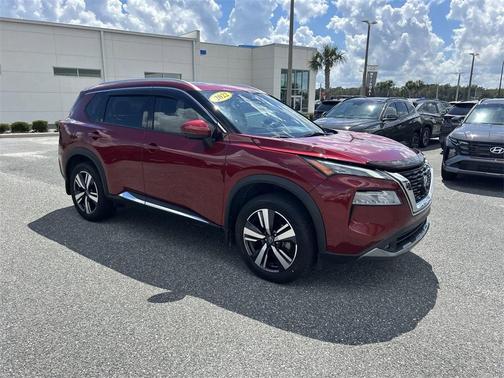 2022 Nissan Rogue SL