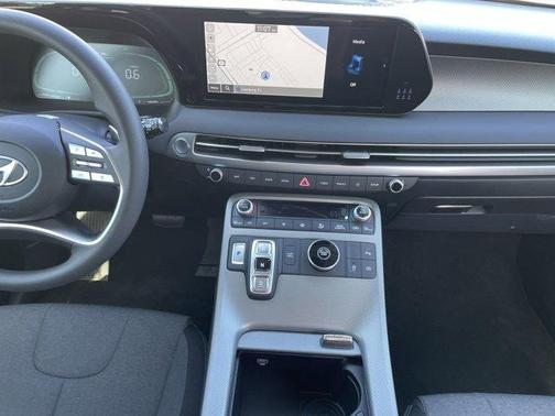 2025 Hyundai PALISADE SE
