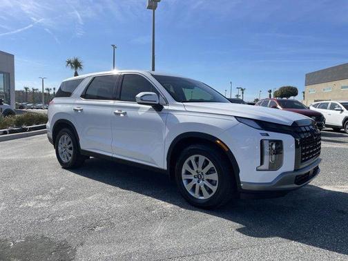 2025 Hyundai PALISADE SE