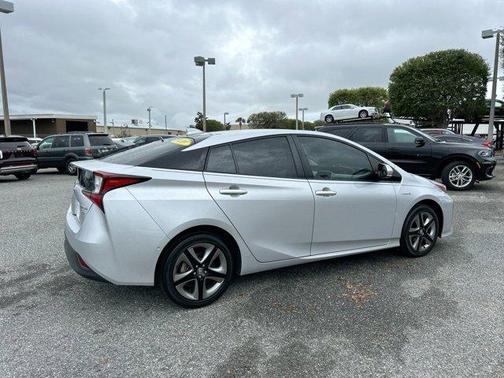 2020 Toyota Prius L