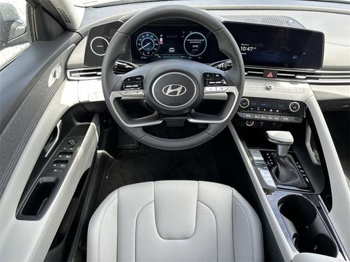 2025 Hyundai ELANTRA HEV Limited