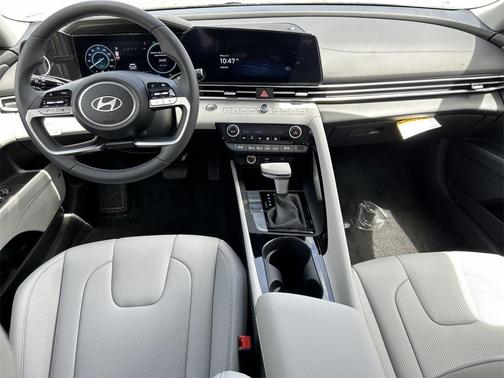 2025 Hyundai ELANTRA HEV Limited