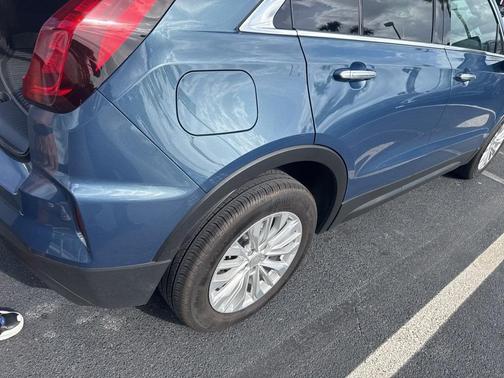 2024 Cadillac XT4 Luxury