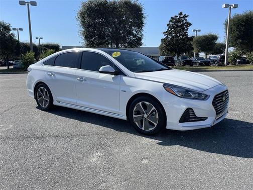 2019 Hyundai SONATA Hybrid Limited