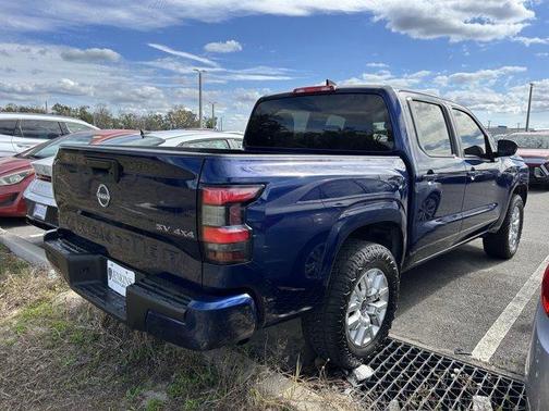 2022 Nissan Frontier SV